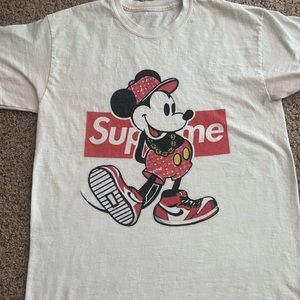 Disney themed tshirt Youth L-XL cotton